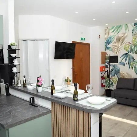 Casa E Per Vacanze Notti Romane Rom